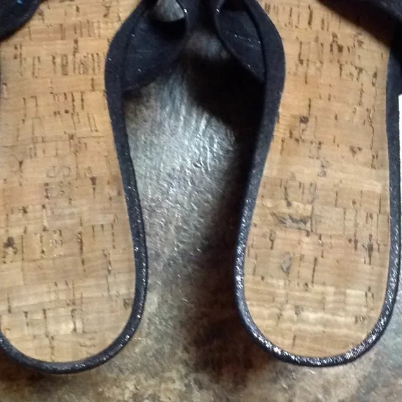 Guess wedges accented with Rhinestones, size 9M - Picture 6 of 8